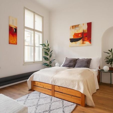Prague Days - Spacious Designer Studios In City Center - Powder Tower Extérieur photo